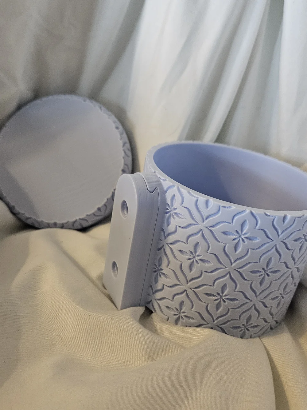 Light Blue Embossed 3d Printed Wall Planter